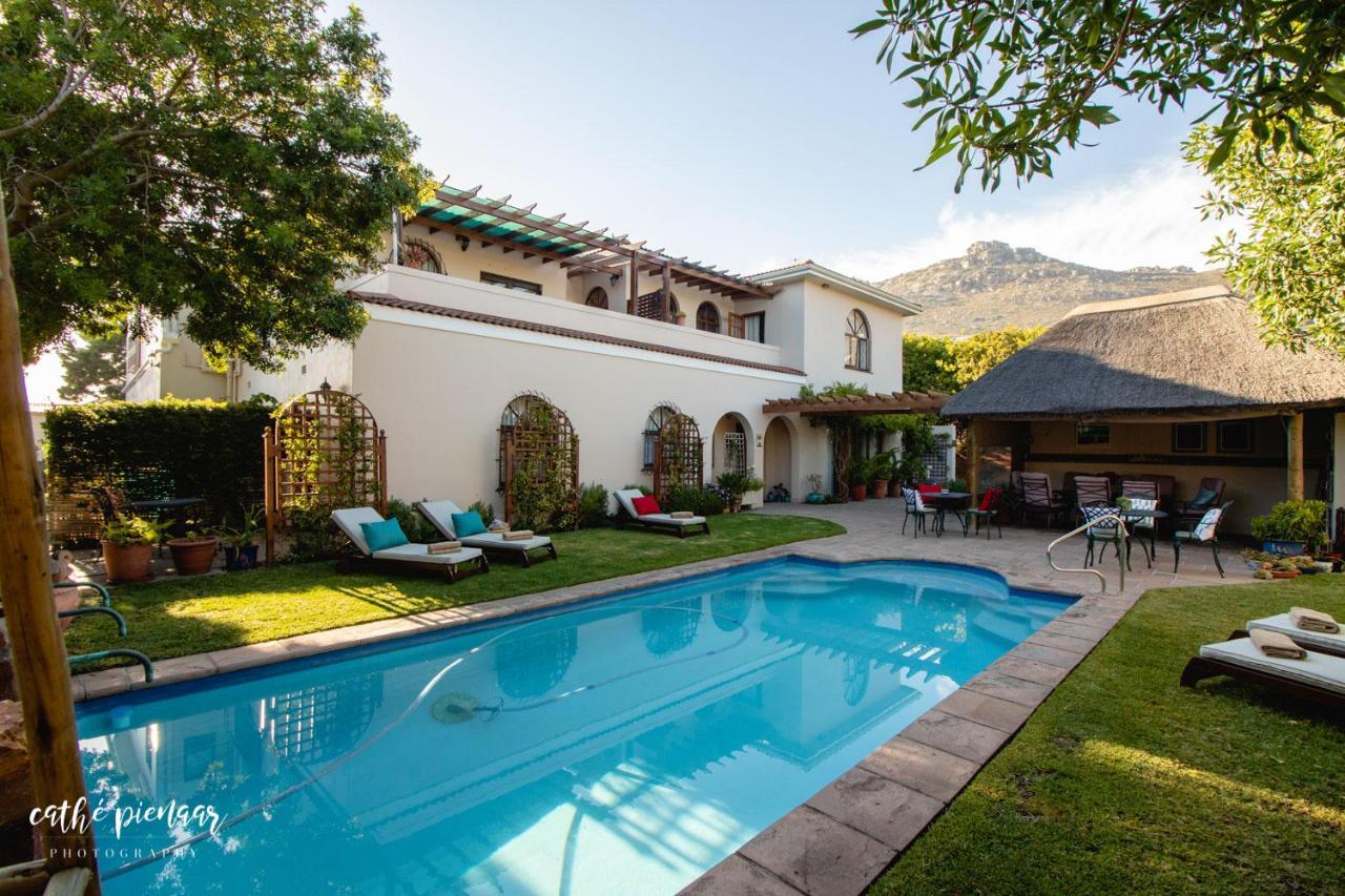 A Tuscan Villa Guest House Fish Hoek Esterno foto