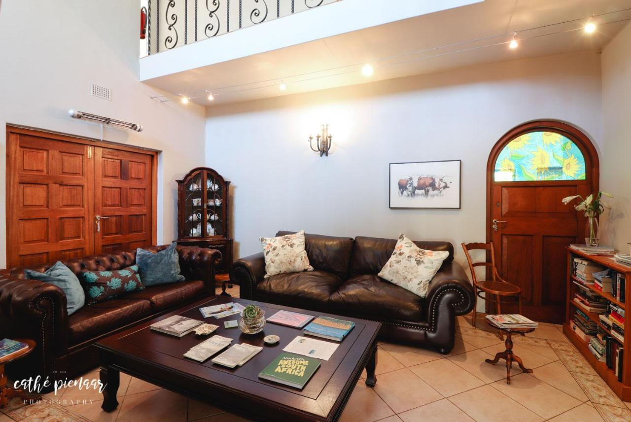 A Tuscan Villa Guest House Fish Hoek Esterno foto