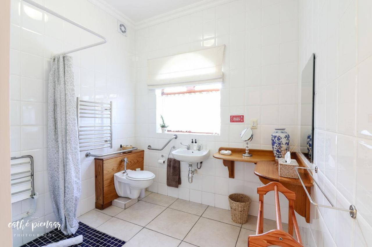A Tuscan Villa Guest House Fish Hoek Esterno foto