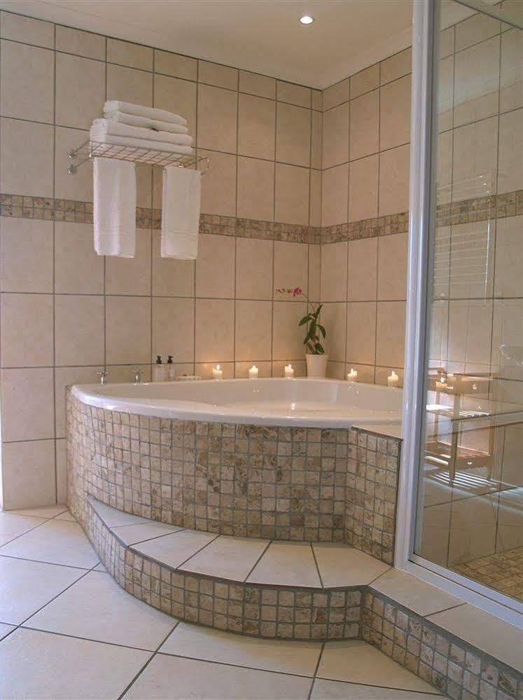 A Tuscan Villa Guest House Fish Hoek Esterno foto